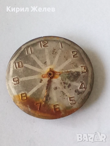 Механизъм с циферблат от стар часовник 52104