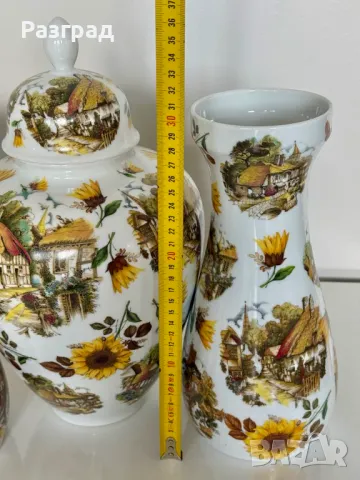 Винтидж сет от три големи порцеланови вази, снимка 4 - Вази - 50019948