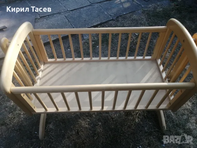 Люлещо се детско креватче, снимка 3 - Мебели за детската стая - 56150227