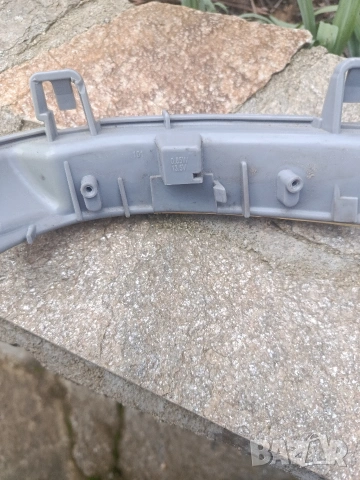 Мигачи за Фолксваген голф 5, снимка 2 - Части - 53476892