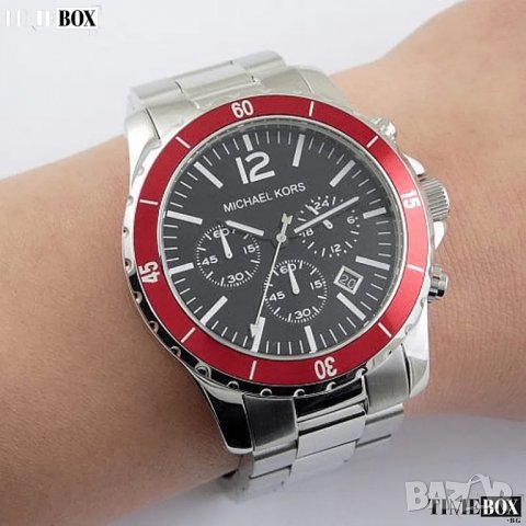 Michael Kors MK8122 Runway Chronograph. Нов дамски часовник, снимка 2 - Мъжки - 38811060