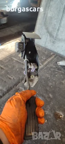 Педал газ Toyota Corolla Verso 04-09г - 80лв, снимка 2 - Части - 49314793