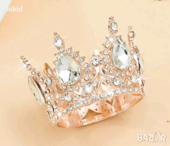 Златиста средна корона с капковидни камъни метална декор за торта и др украса, снимка 3 - Форми - 50899083