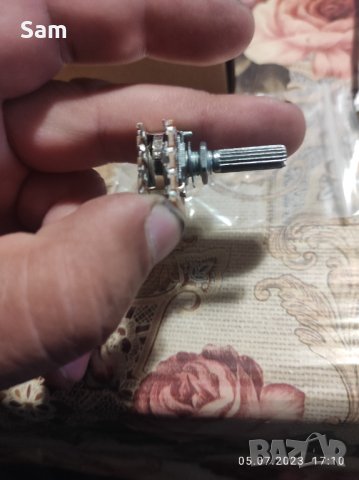 Потинциометър с средна точка, снимка 2 - Други - 41503004