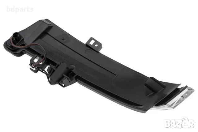 Ляв мигач в огледалото, Mercedes, W176 W246 W204 W212 W221, Led, 2 ПИН, снимка 3 - Части - 56142725