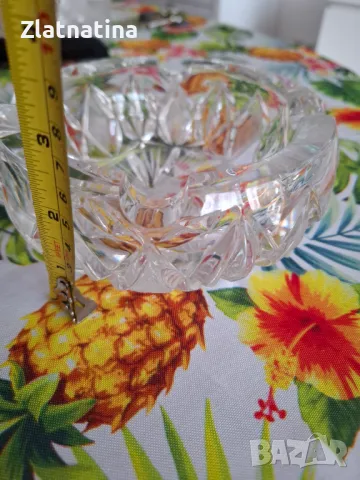 Нов кристален пепелник, снимка 4 - Антикварни и старинни предмети - 49232126