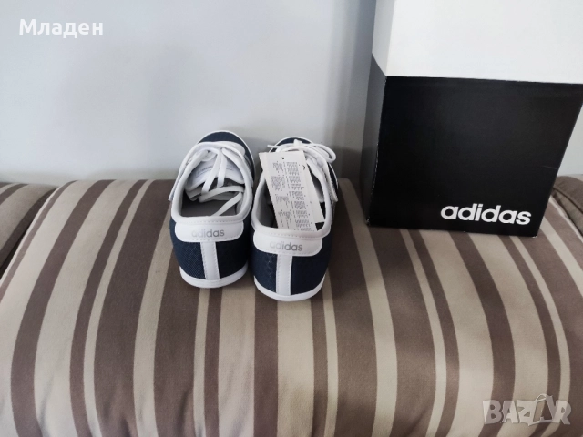 Дамски маратонки Adidas 38 номер, снимка 2 - Маратонки - 51995148