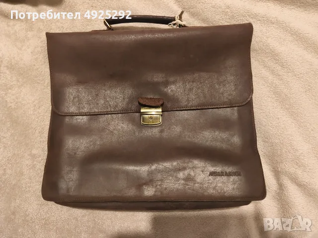 Продавам нова луксозна кожена мъжка бизнес чанта маркa -ARTHUR&ASTON