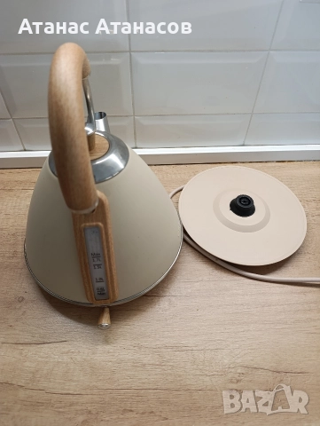 Електрическа кана Retro CREATE, капацитет 1,7 литра, снимка 4 - Кани - 52980592