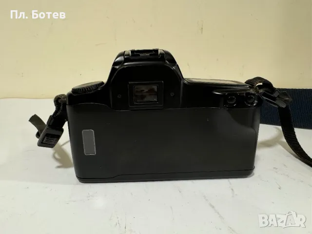 Фотоапарат Canon Eos 1000f, снимка 6 - Фотоапарати - 47682960