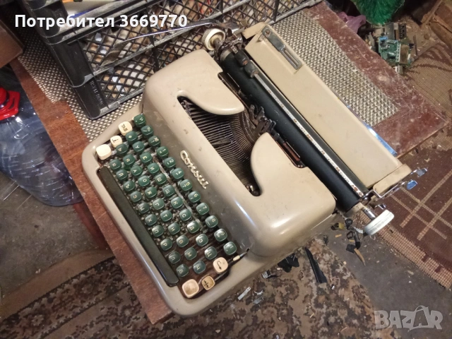 Стара пишеща машина Consul, снимка 2 - Антикварни и старинни предмети - 53746013