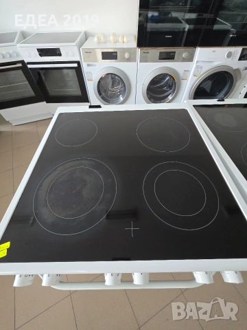 Свободностояща печка с керамични котлони Voss, снимка 8 - Печки, фурни - 53683499