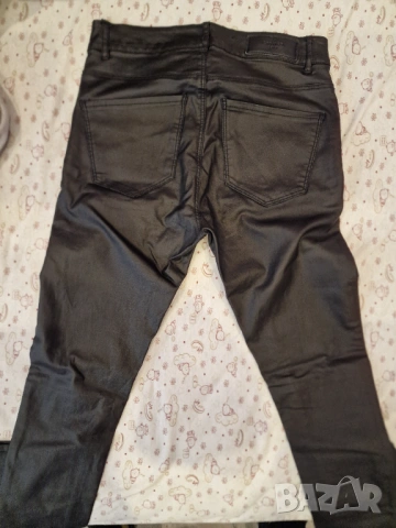 Дамски кожен панталон промазка, снимка 5 - Панталони - 45398469