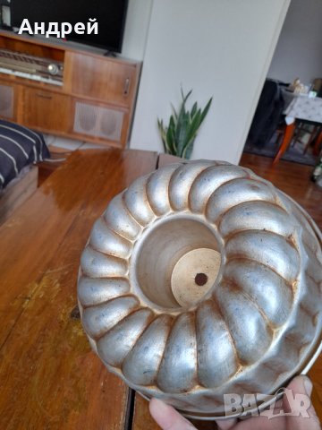 Стара алуминиева форма за кекс #15, снимка 8 - Други ценни предмети - 44244172