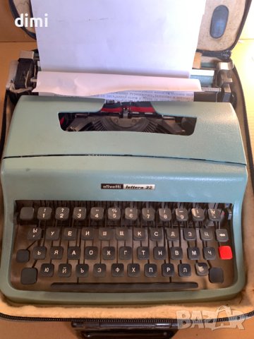 пишеща машина olivetti lettera 32, снимка 3 - Антикварни и старинни предмети - 44493042