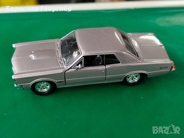 Количка welly pontiac 1965 gto