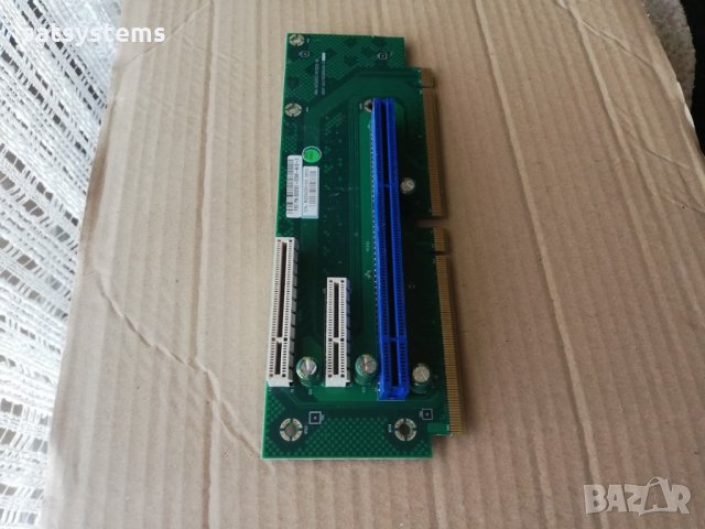 Fujitsu-Siemens S26361-E398-A10-3 Riser Card PCI-E FSC Primergy RX330 S1, снимка 3 - Други - 33853020