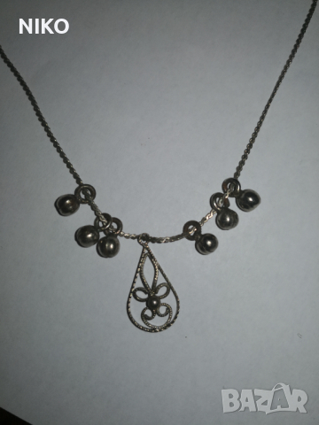 Продавам, Уникален, Ръчно изработен, Възрожденски Сребърен, комплект Синджир с Орнаментна детелина, снимка 2 - Колиета, медальони, синджири - 36245734