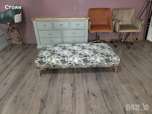 Голяма табуретка от плат, снимка 6 - Дивани и мека мебел - 53760131