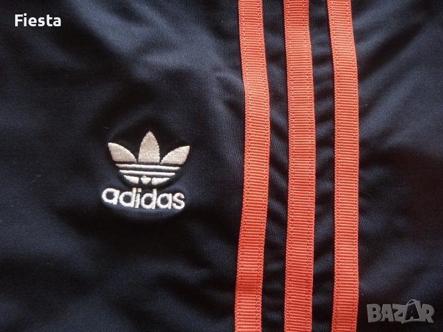 Оригинален тъмно син клин Adidas Originals Active Icon 3-Stripe Leggings, снимка 1 - Клинове - 40546482