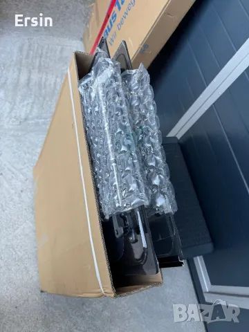 Оригинален прозорец Dometic (Чисто нов) (налични 2 броя)  Монтажен размер за рамка 1000/600 , снимка 16 - Къмпинг мебели - 48836936