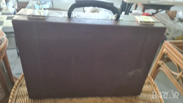 комплект прибори Солинген в куфар, снимка 2 - Прибори за хранене, готвене и сервиране - 50700687