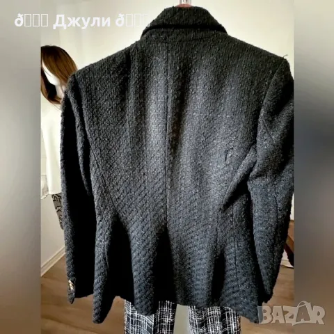 Стилен блейзър от букле/туид Zara с двуредно закопчаване, снимка 4 - Сака - 48637876