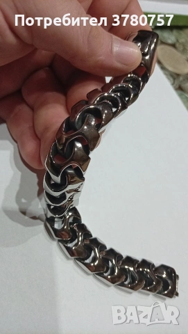 Масивна гривна , снимка 2 - Гривни - 53402468