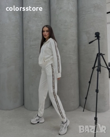 Дамски спортен екип Louis Vuitton кодVL320, снимка 3 - Спортни екипи - 34616612