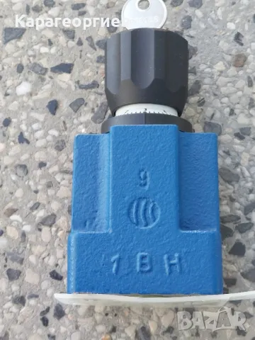 Краен изключвател Schmersal , снимка 13 - Резервни части за машини - 49972235