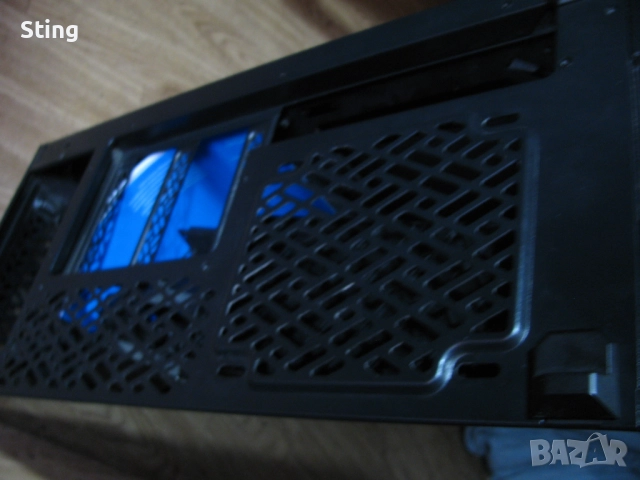 Кутия , Fractal  Design  ,  Отлична, снимка 3 - Захранвания и кутии - 52803397