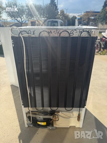 Малък хладилник Либхер с камера , снимка 8 - Хладилници - 52075310