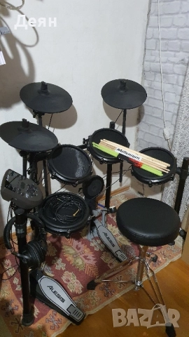 Alesis Nitro mesh kit 