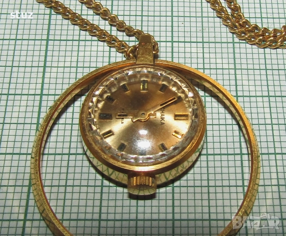 Дамски механичен часовник Чайка, за врат, колие, позлатен, снимка 2 - Антикварни и старинни предмети - 52952611