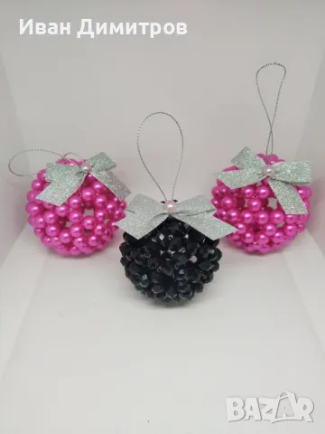 Луксозен ръчно изработен сет Коледни топки за елха от перли и кристали, снимка 4 - Декорация за дома - 47897588