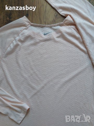  Nike W NK BRTHE TAILWIND TOP - страхотна дамска блуза, снимка 10 - Блузи с дълъг ръкав и пуловери - 39641297