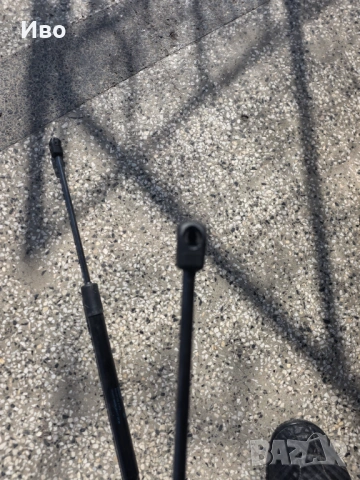 Амортисьори За багажник Ауди Q3, Audi q3 amortisiori za bagajnik, снимка 2 - Части - 53708517