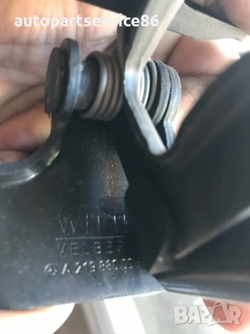 Заключващ механизъм за отвора на предния капак за Mercedes ML W164 3.0 CDI (2010) A2198800064 , снимка 3 - Части - 53872847