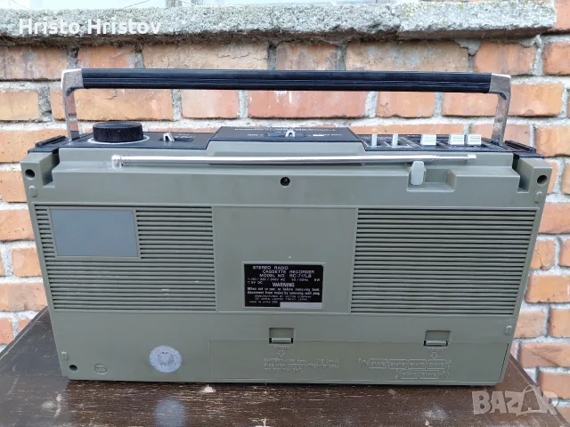Продавам Ретро Касетофон ( JVC RC-717LB JAPAN ) , снимка 3 - Радиокасетофони, транзистори - 55993427