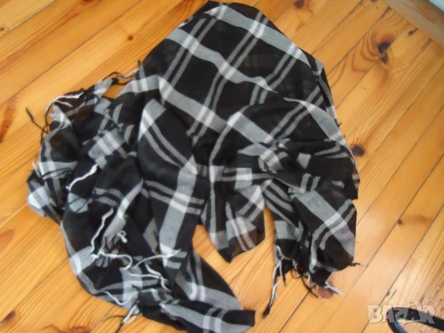 нов дамски шал, снимка 2 - Шалове - 39796535