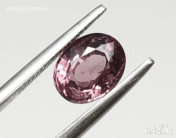 Рядък гранат с шеметна промяна на цвета 1.29кт.! Сертифициран! Нов!, снимка 9 - Други - 50651900