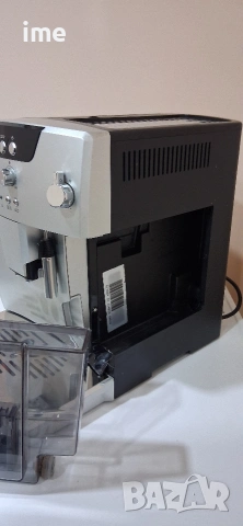 Кафеавтомат / кафемашина - робот. НОМЕР 21. Delonghi Magnifica. Type ESAM04.110.S. Работи с мляно..., снимка 6 - Кафемашини - 53222454