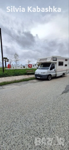 Кемпер под наем за шест човека от 70 евро за ден