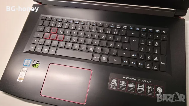 Геймърски 17" Acer Predator Helios 300, снимка 2 - Лаптопи за игри - 56150876