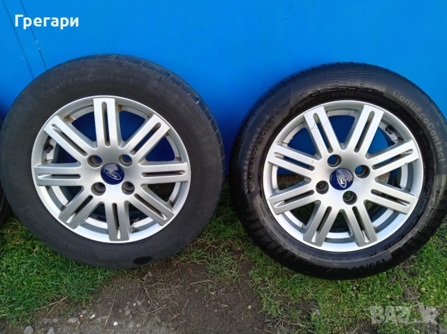 Продавам оригинални джанти с гуми на Ford 195 60 15 в перфектно състояние , снимка 2 - Гуми и джанти - 53754368
