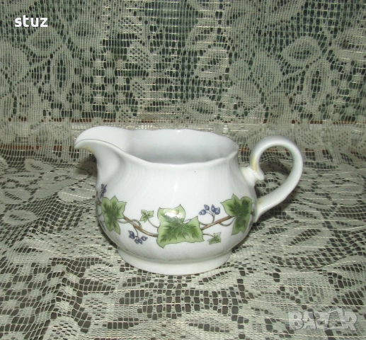 Порцеланова сосиера, немска, снимка 2 - Прибори за хранене, готвене и сервиране - 53432761