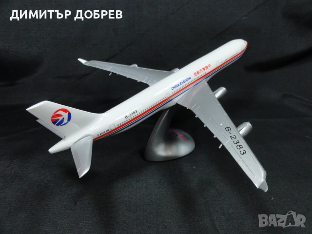 КОЛЕКЦИОНЕРСКИ МОДЕЛ САМОЛЕТ CHINA EASTERN AIRBUS A340-300 С ОРИГИНАЛНА КУТИЯ, снимка 7 - Колекции - 53873160