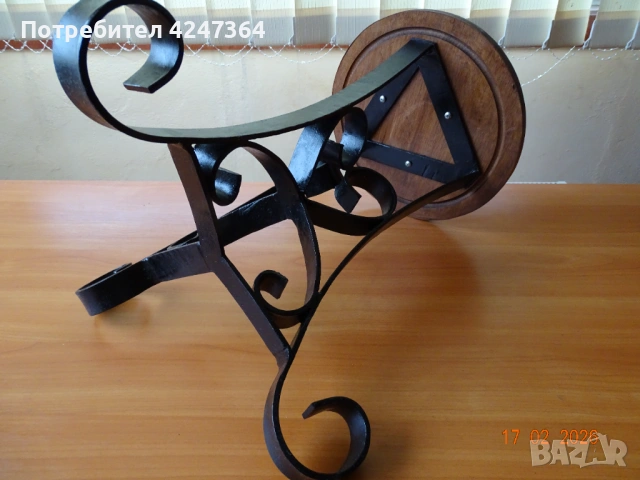 табуретка, снимка 3 - Столове - 53504767