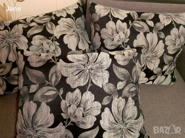 Ъглов, разтегателен диван, цвят сив, цена 150 евро, холна маса цена 50 евро , снимка 6 - Дивани и мека мебел - 53725028