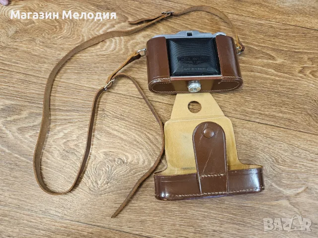Фотоапарат Agfa Isolette I (1951 г.) – Немска мехова класика, 6x6 Agfa Isolette I – Автентичен, снимка 2 - Фотоапарати - 55928817